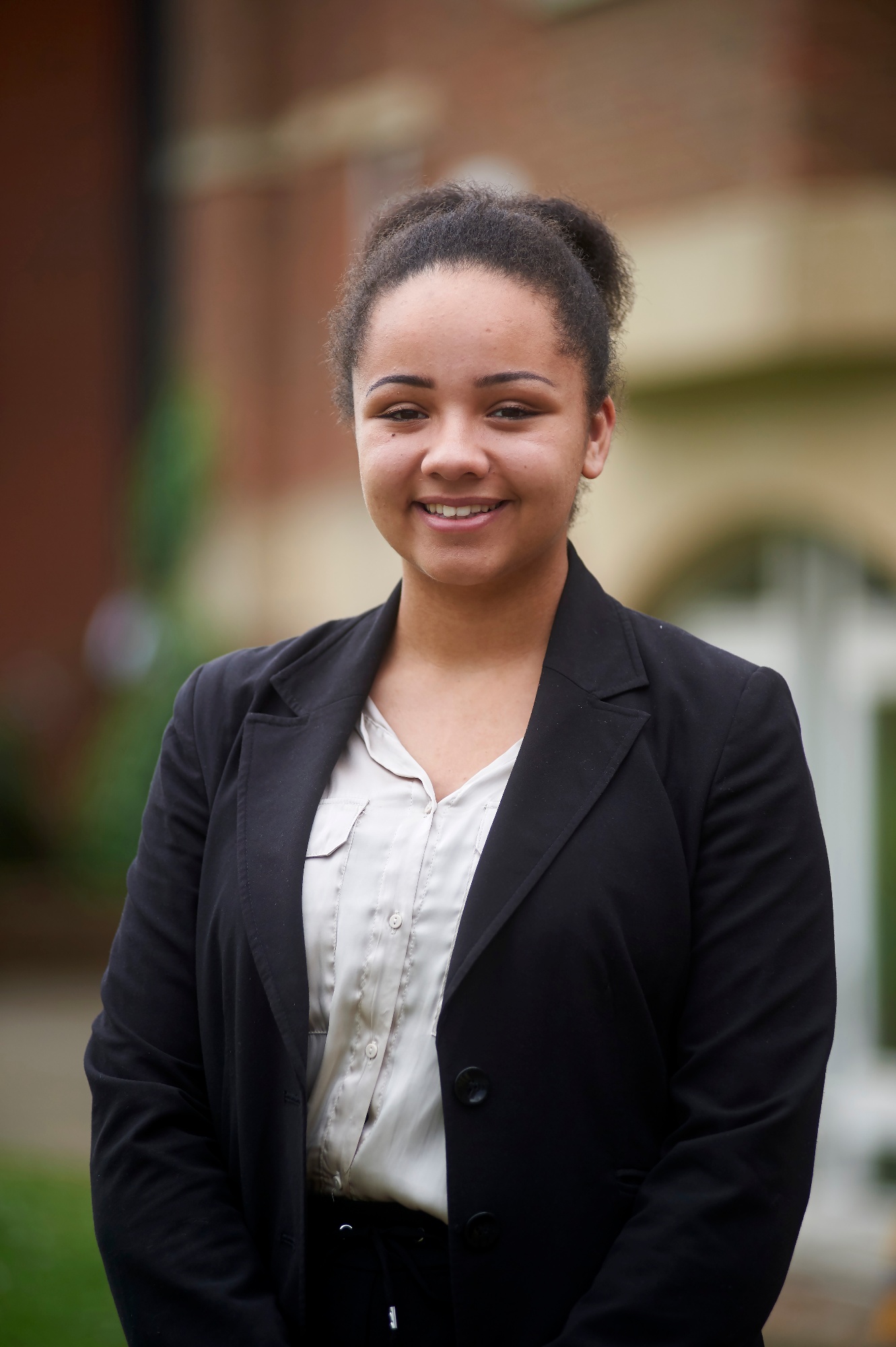 Moya - Head Girl